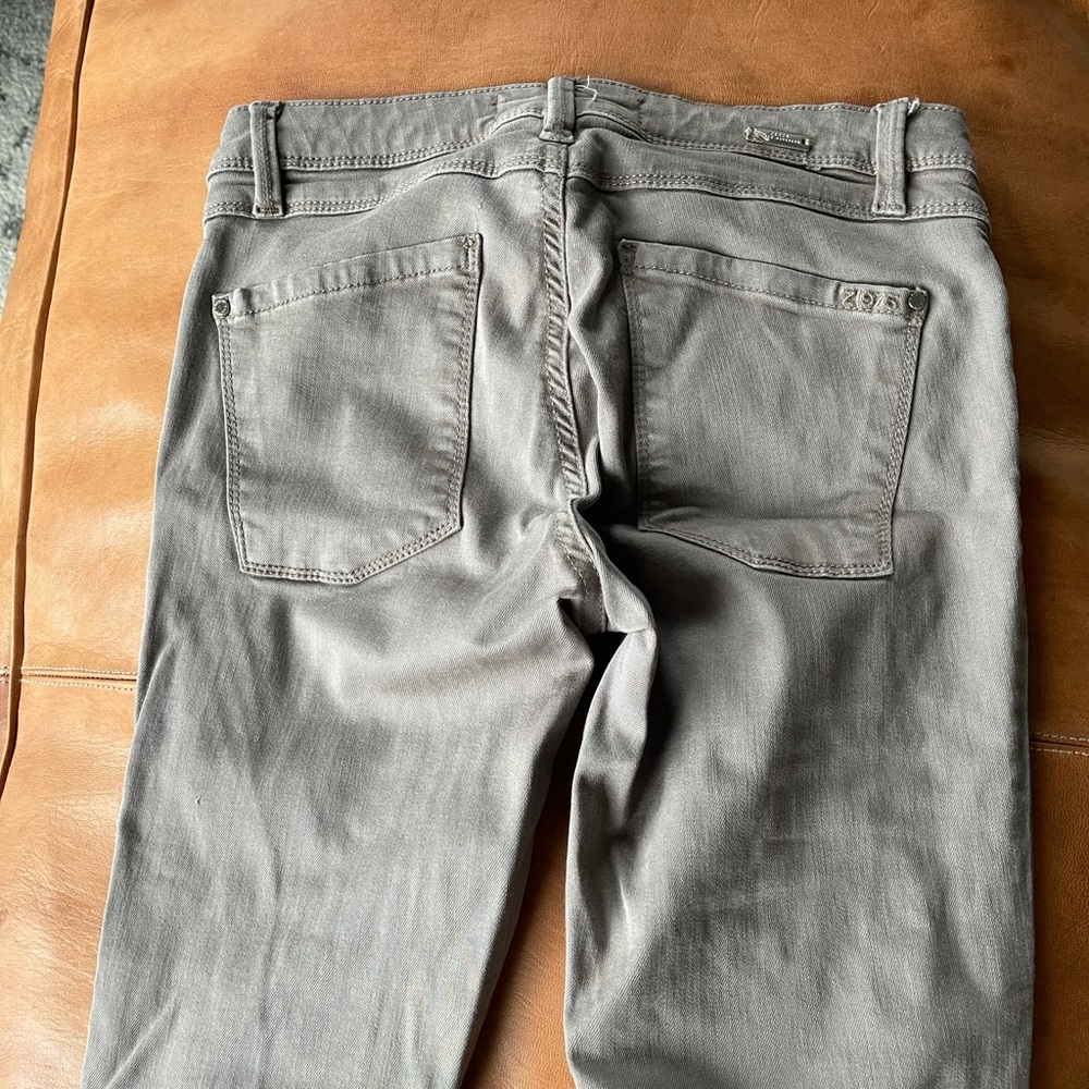 women’s beige skinny pants by Zara